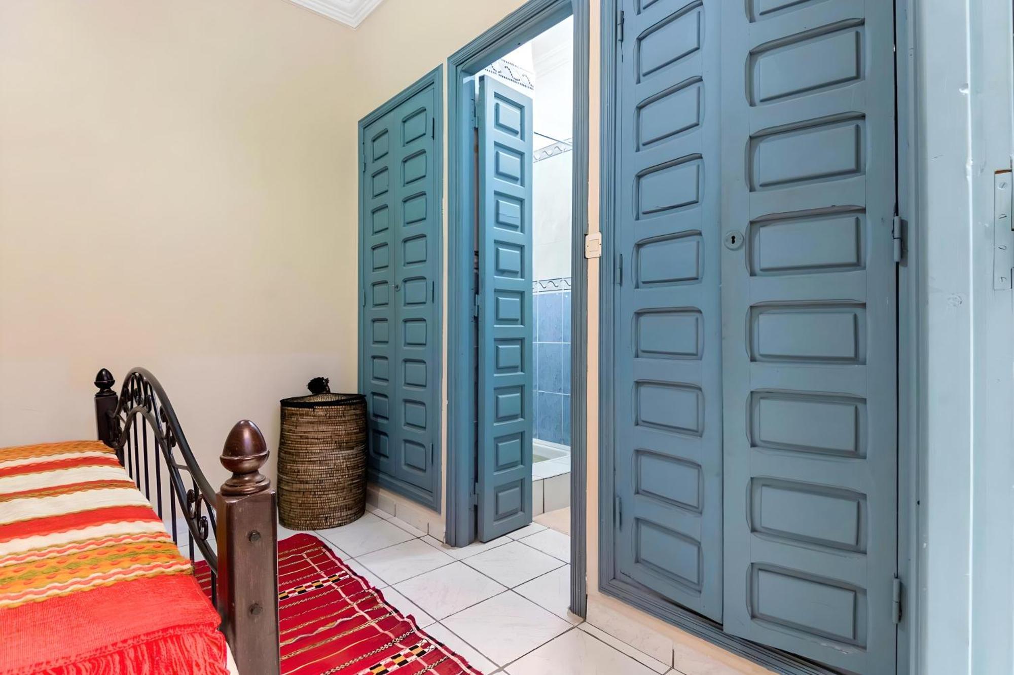 Tres Beau Riad A Marrakech Avec Piscines 马拉喀什 外观 照片