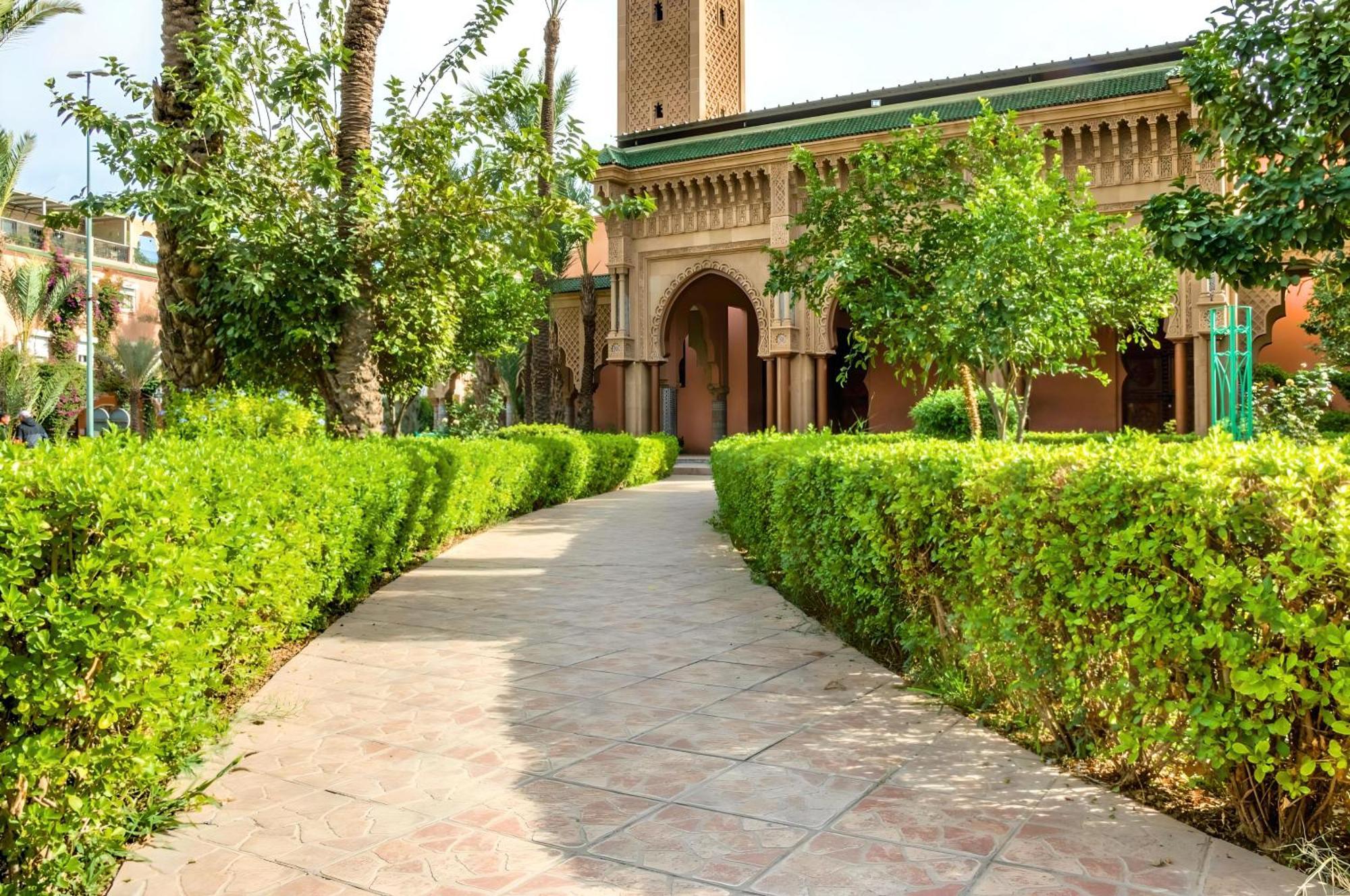 Tres Beau Riad A Marrakech Avec Piscines 马拉喀什 外观 照片